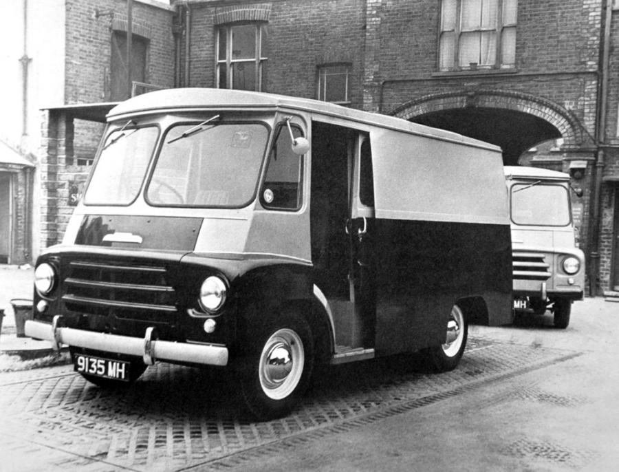 Morris Commercial LD Van '1952